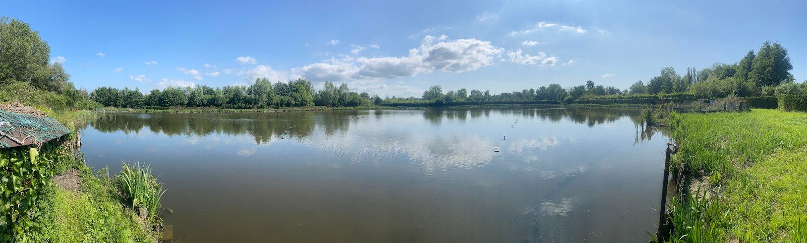 Hutte dans le marais de Guines (Pas de Calais)